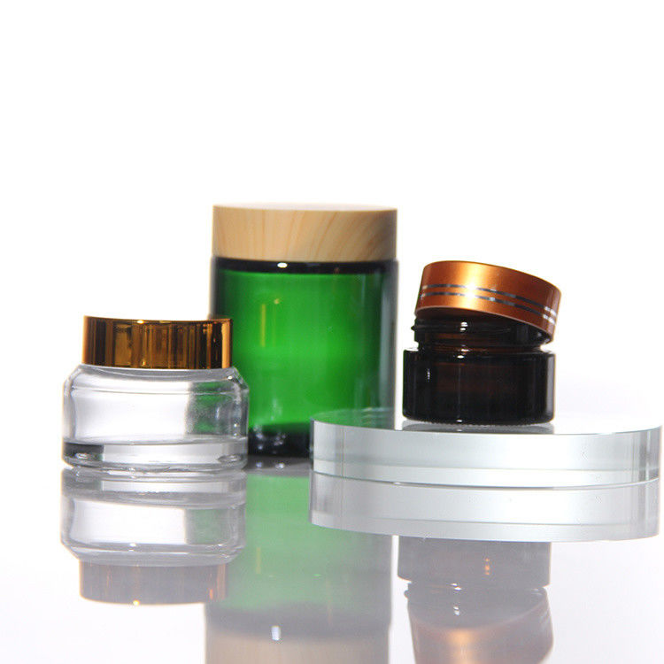 Les cosmétiques colorés ODM, des pots en verre avec un couvercle en acacia doré