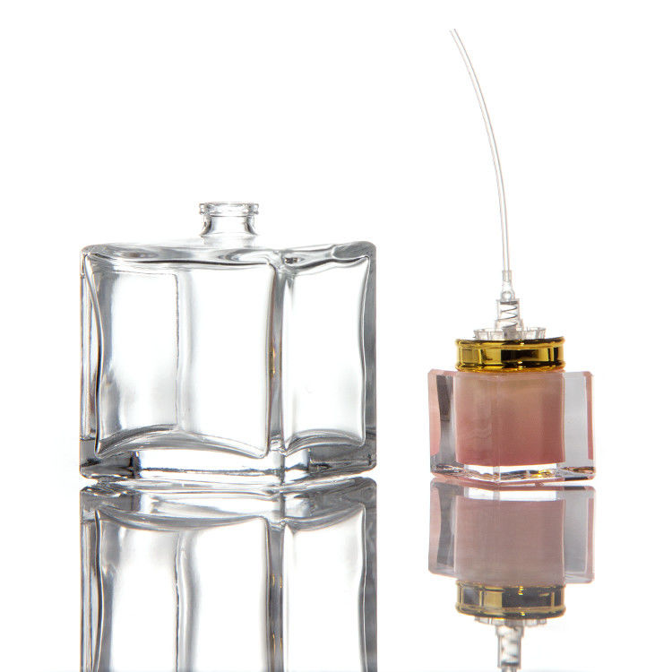 30 ml 50 ml 100 ml Bouteilles de parfums hexagonales carrées bouchon cristallin avec pulvérisateur de pompe sur bouteille en verre