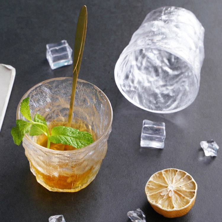 échantillon gratuit glacier modèle verre de vin tumbler glacé couleur rose whisky verre tasse