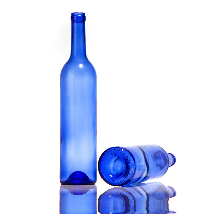 Bouteille en verre vide d' huile bleu ambre 750 ml de bière sèche de vin rouge avec couvercle