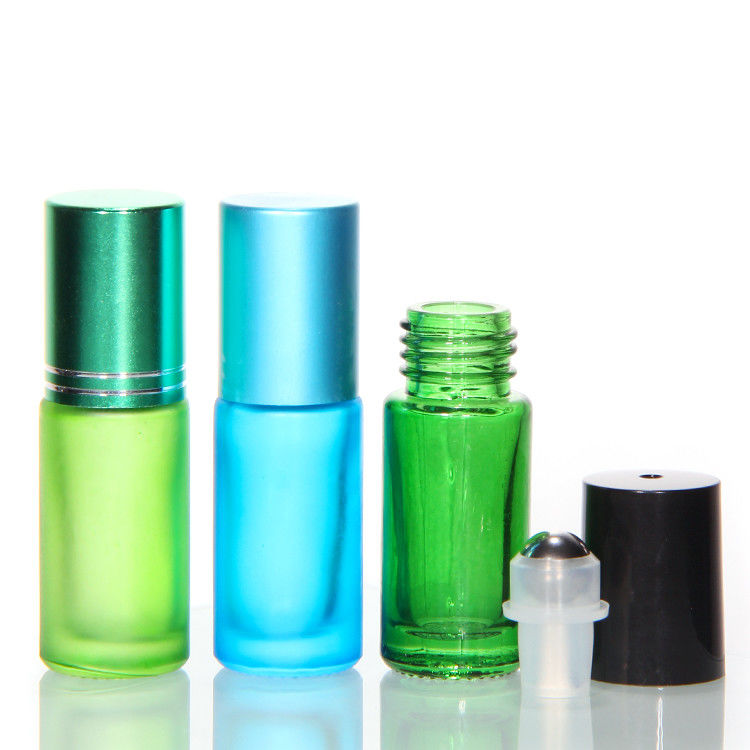 Bouteilles en verre à rouleaux d' huiles essentielles bouteille en acier à rouleaux de 10 ml bouteille en ambre en rouleau sur bouteille de parfum
