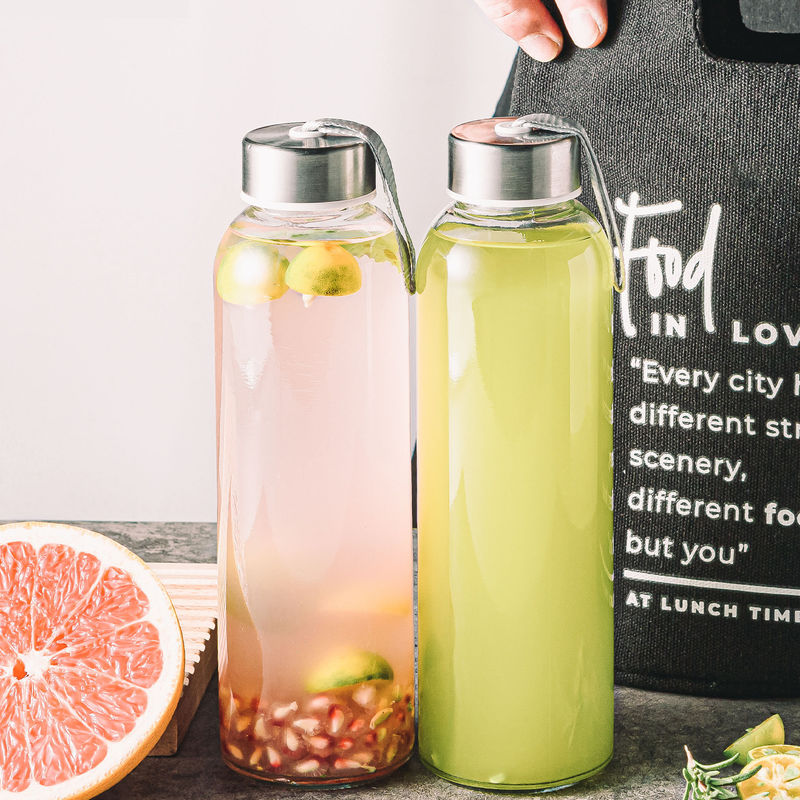 Bouteille d'eau potable en verre borosilicate de haute qualité en gros avec couvercle en acier inoxydable
